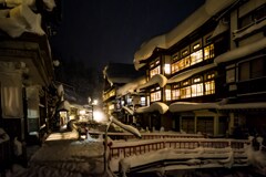 雪の銀山温泉