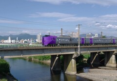 青空とリフレクション　ラベンダー