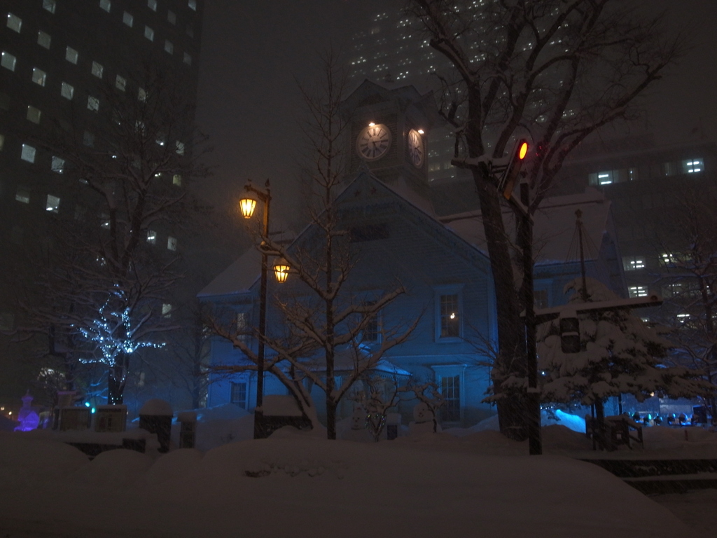R吹雪の中の時計台