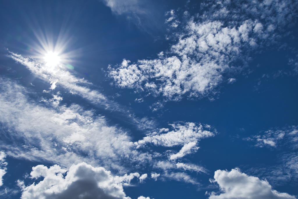 夏の空と雲