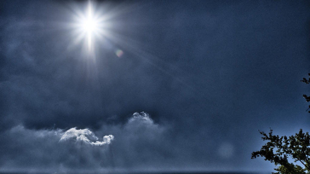 雲と太陽