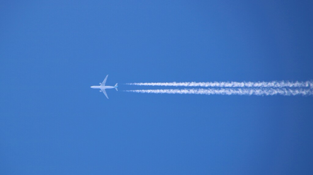 飛行機雲