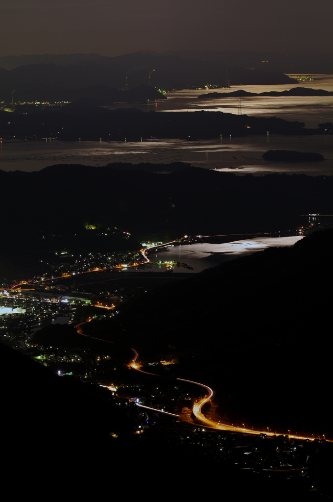 月夜の瀬戸内海