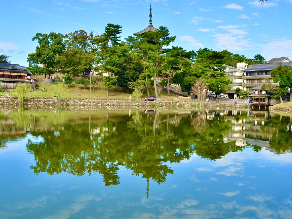 猿沢池
