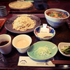 冷たいお蕎麦と温かいお蕎麦