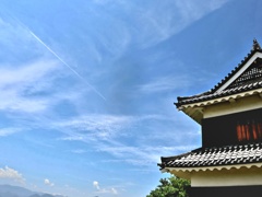 上田城西櫓と夏空