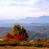 紅葉の山並み