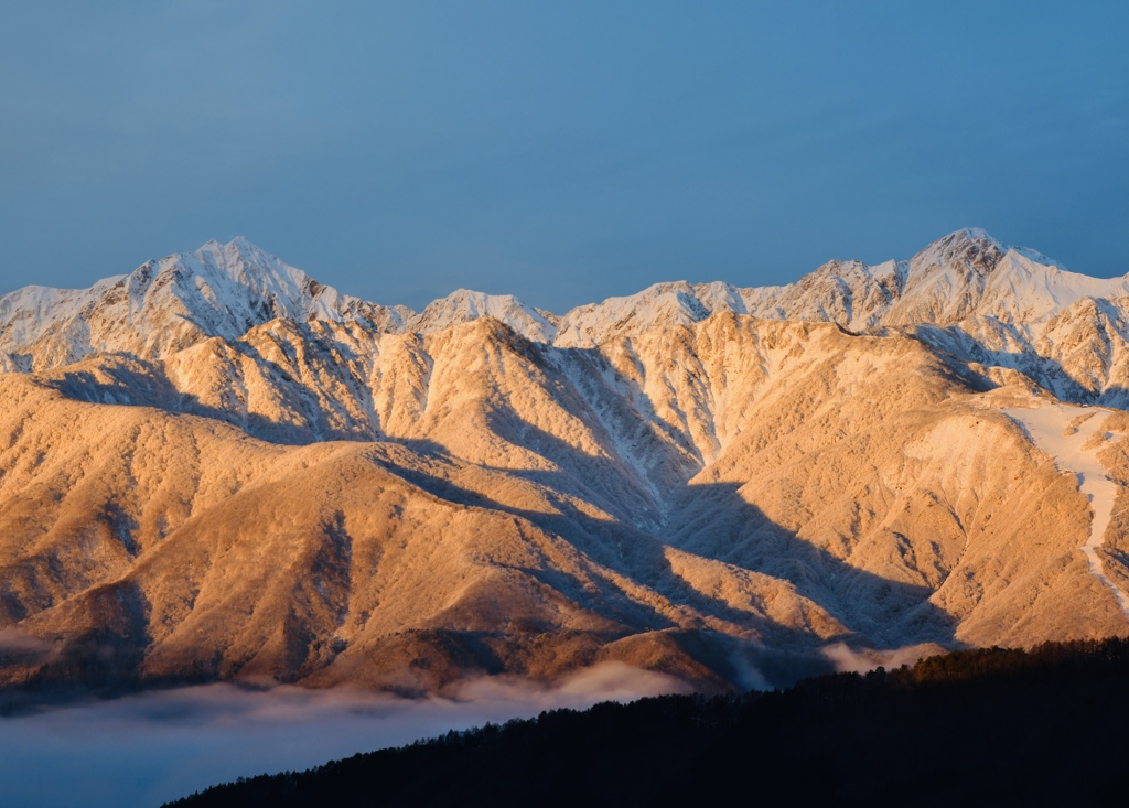 夜明け前　唐松岳
