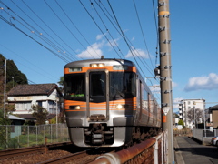 耀海寺踏切辺り
