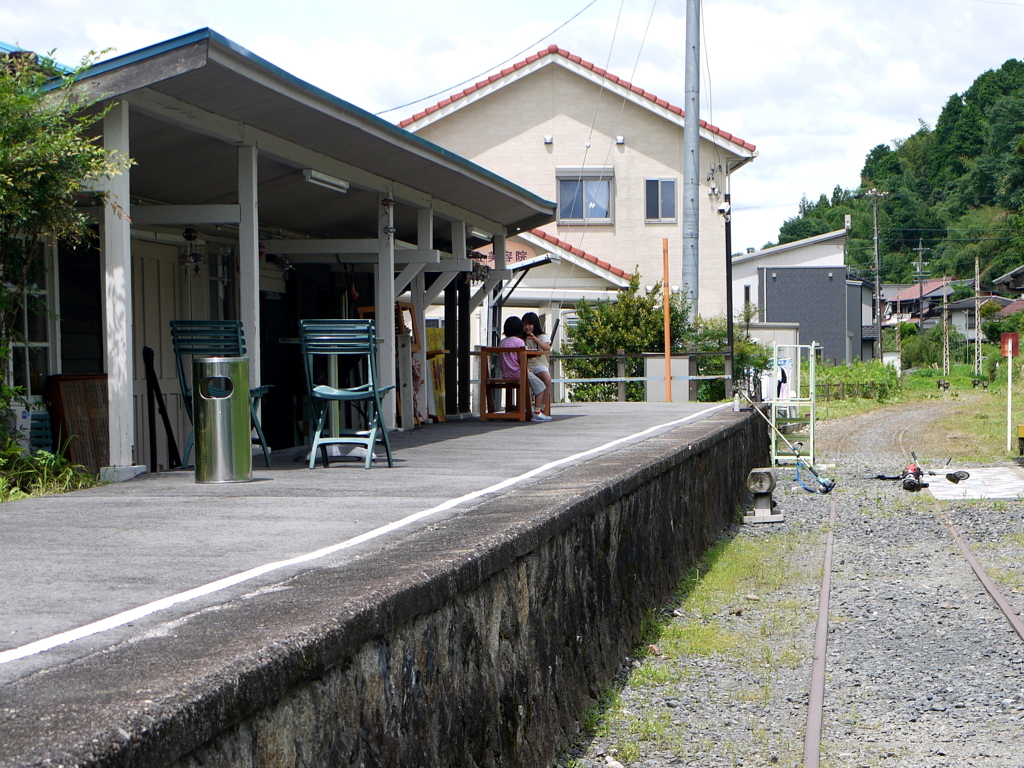 廃線跡で遊ぶ。