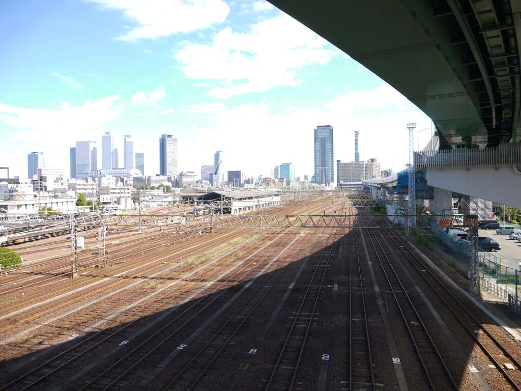 名古屋駅を望む
