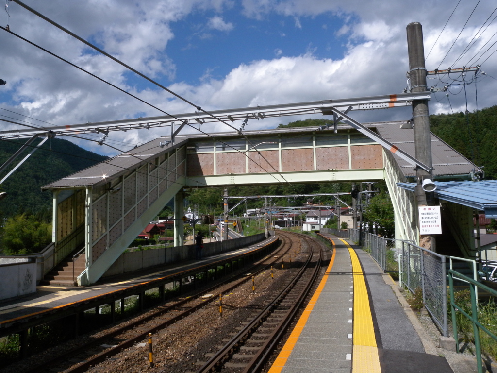 中央線大桑駅