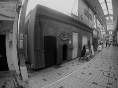 何のお店でしょう？