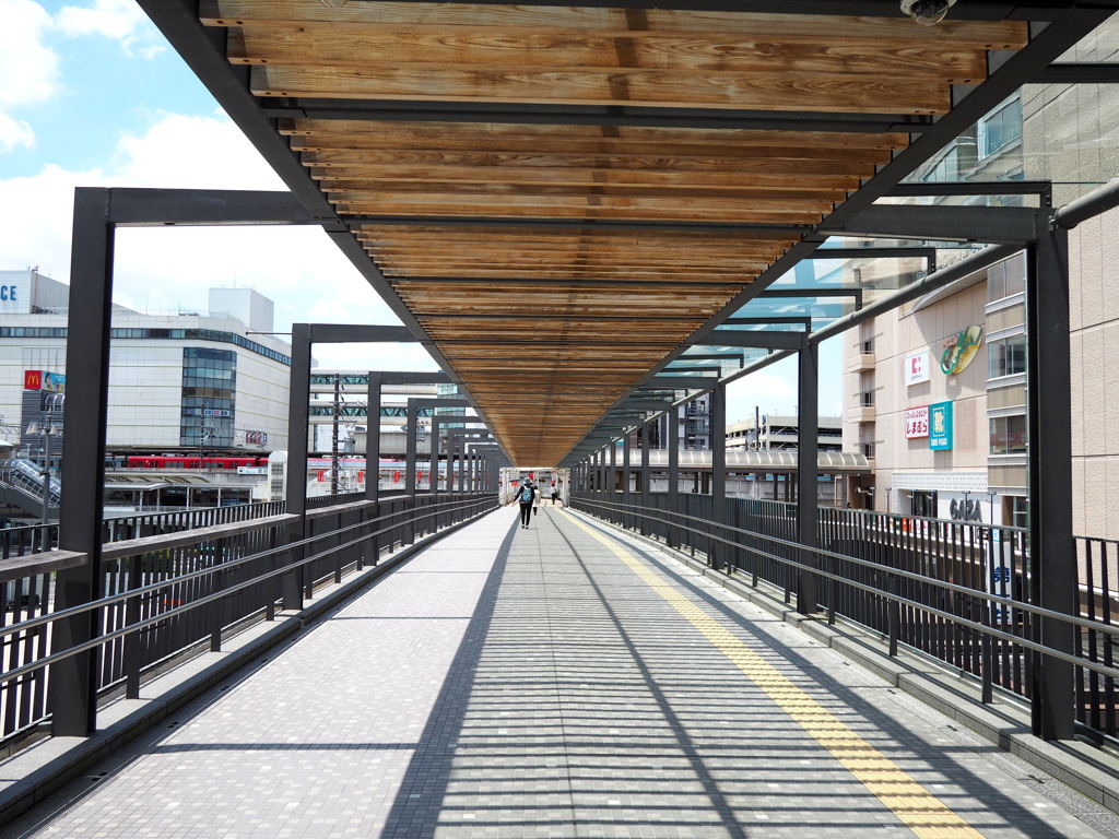 豊田駅前