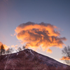 男体山と朝焼け雲