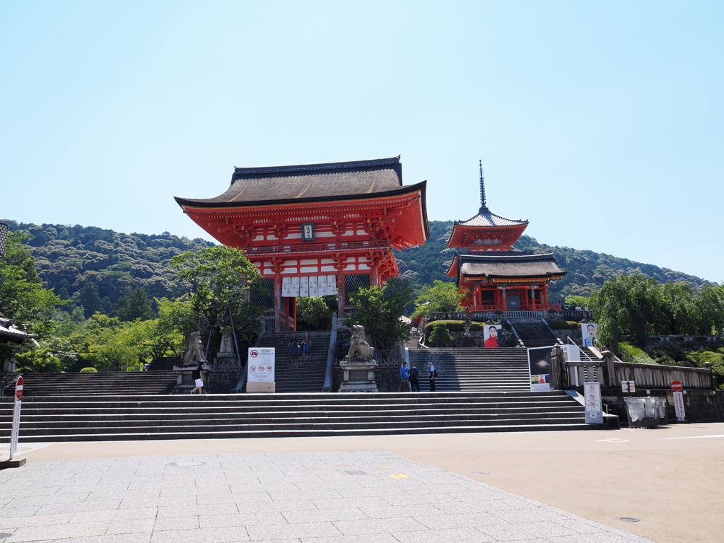 清水寺入り口付近
