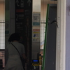 大磯駅構内の我が子へ急ぐツバメちゃん　⑦