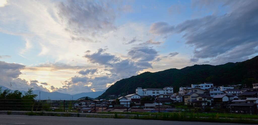 日が沈んだ高遠町