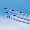 川崎市で市制100年記念　ブルーインパルス飛来