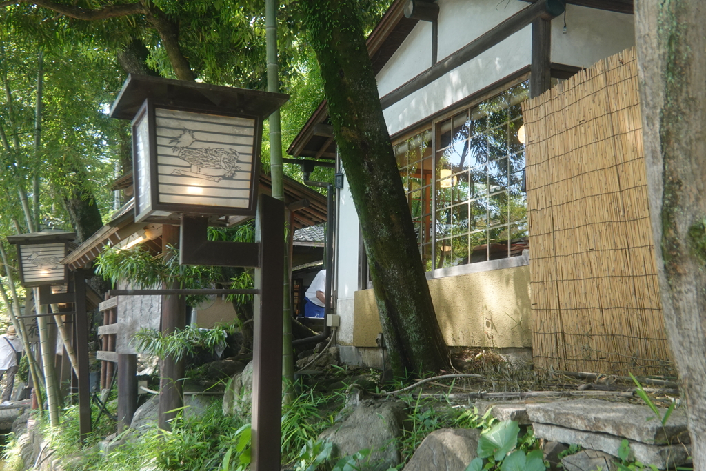 お休みどころ（深大寺）
