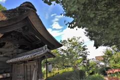 西方寺の萱葺き門