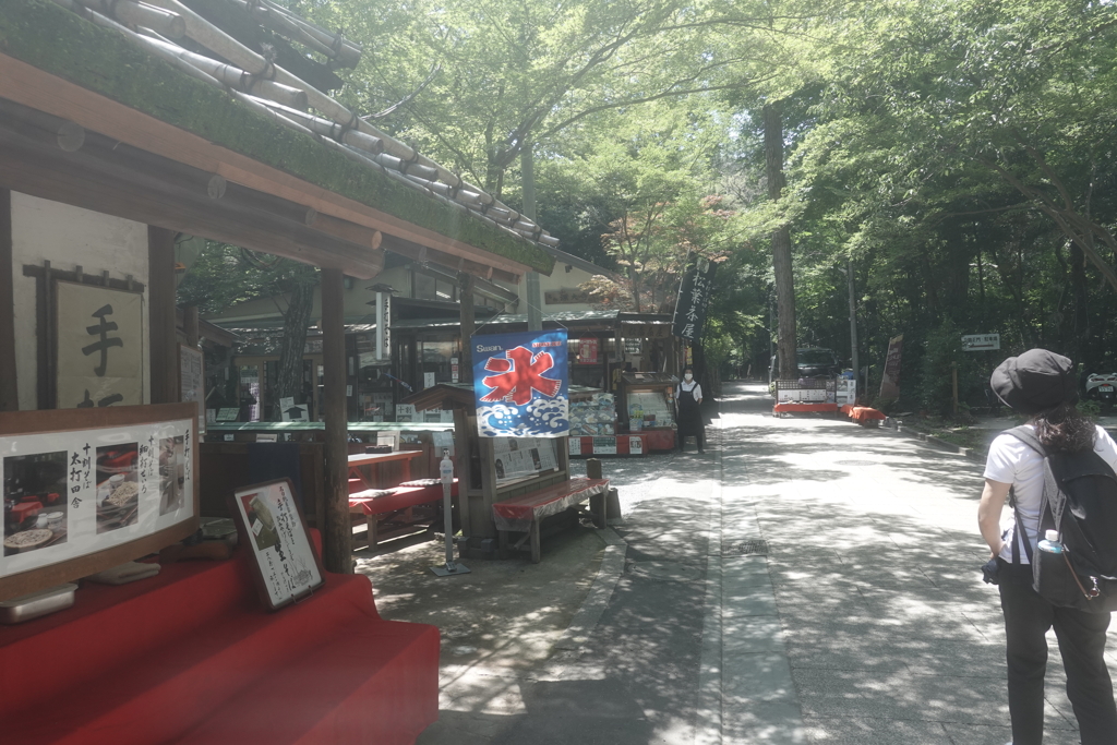 お茶屋（深大寺）