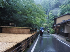貴船神社近くの床何処