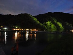 嵐山　渡月橋から撮る水面の光　Ⅰ