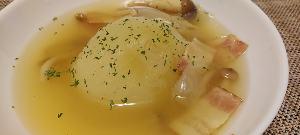 信濃のサンデーカメラマンさんが丹精込めて作られた玉ねぎ