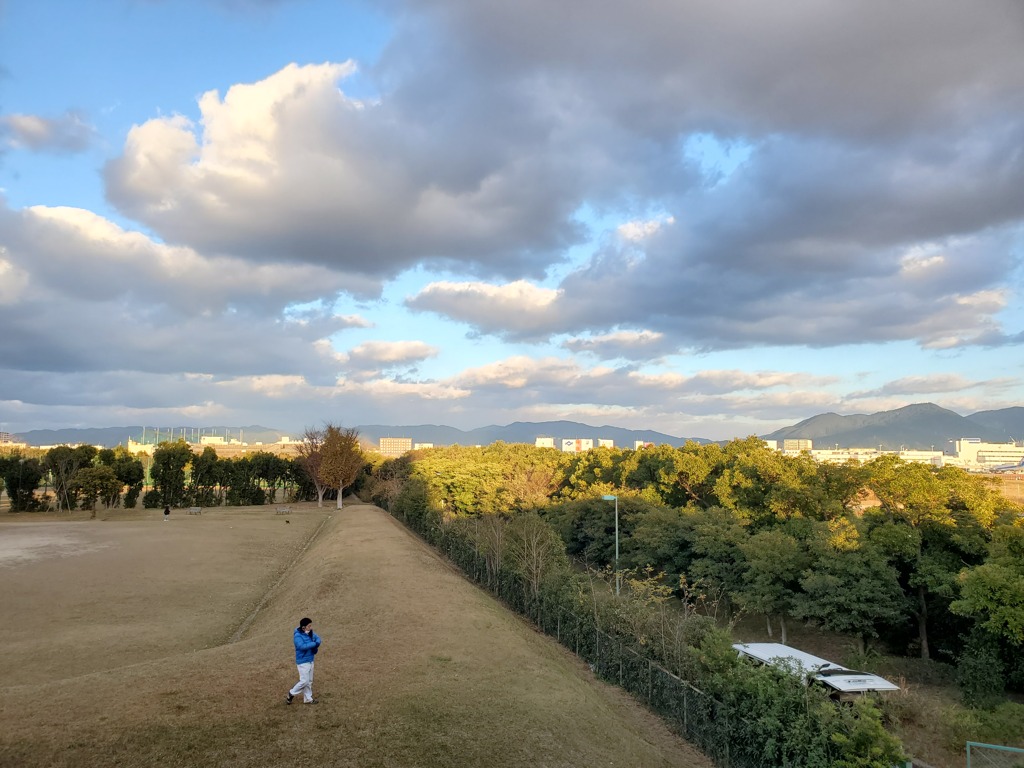 夕刻の公園