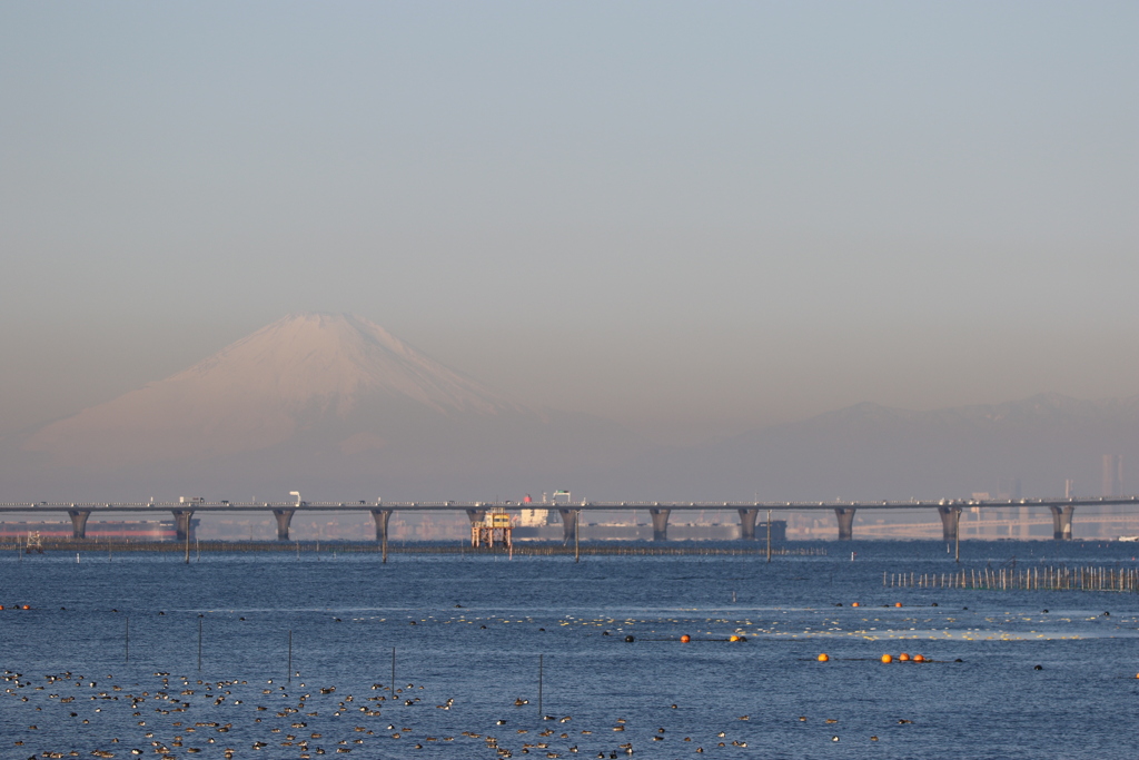 もやり富士のある風景