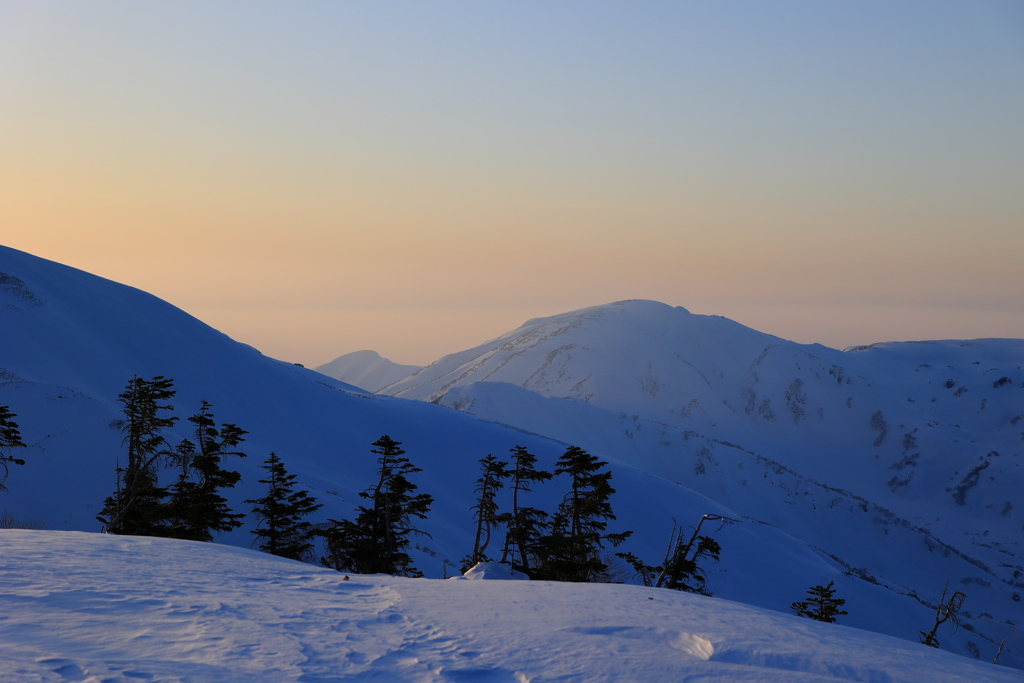朝日山の夕景