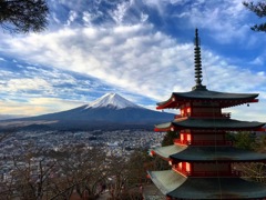 忠霊塔からの富士