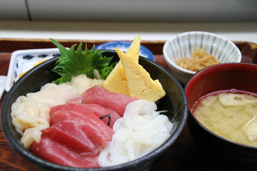 青森　海鮮丼