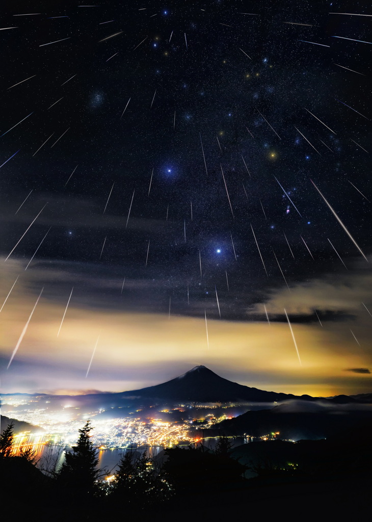 富士山に降り注ぐふたご座流星群 1