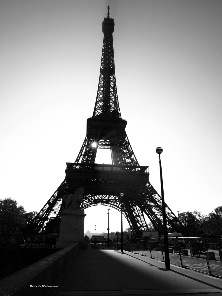 無彩 La tour Eiffel