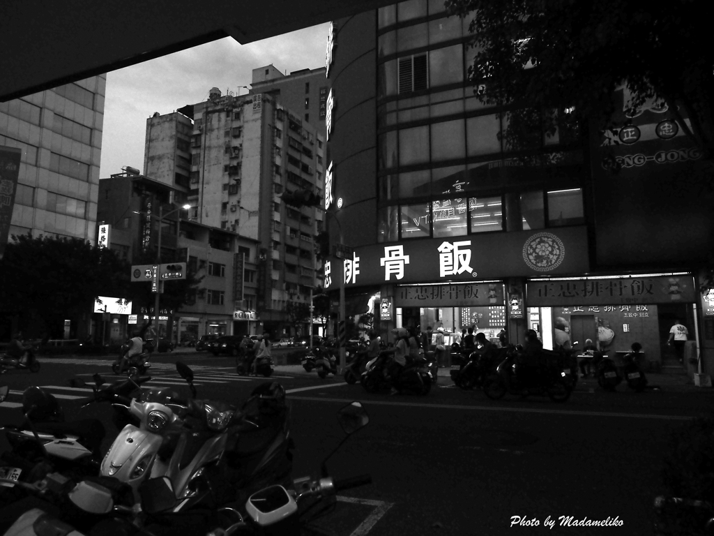 無彩 弁当屋
