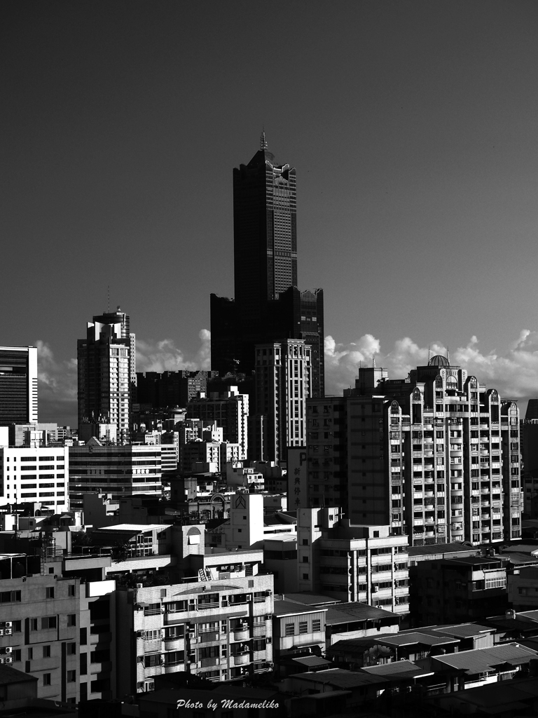 無彩 熱暑夕暮
