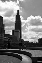 無彩 未だ夏空