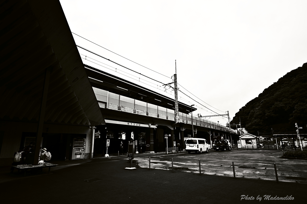 雨宿り