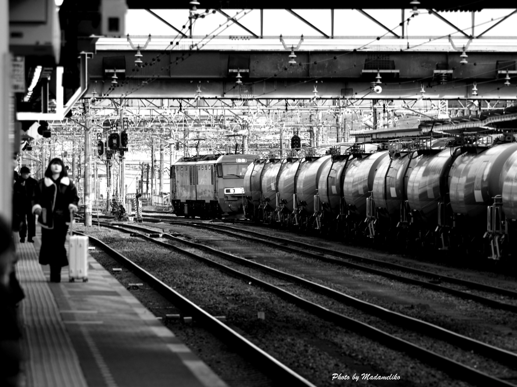無彩 駅