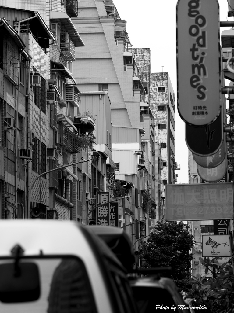 無彩 連