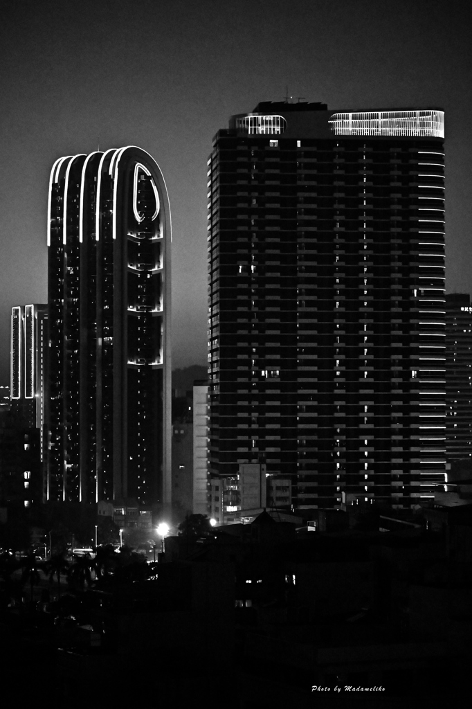 無彩 灯が灯る頃