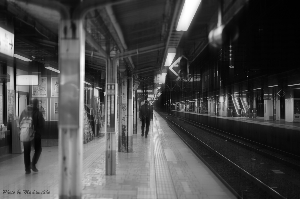 無彩 駅