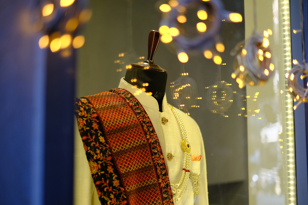 Show window