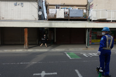 川越小景1　警備員と、、