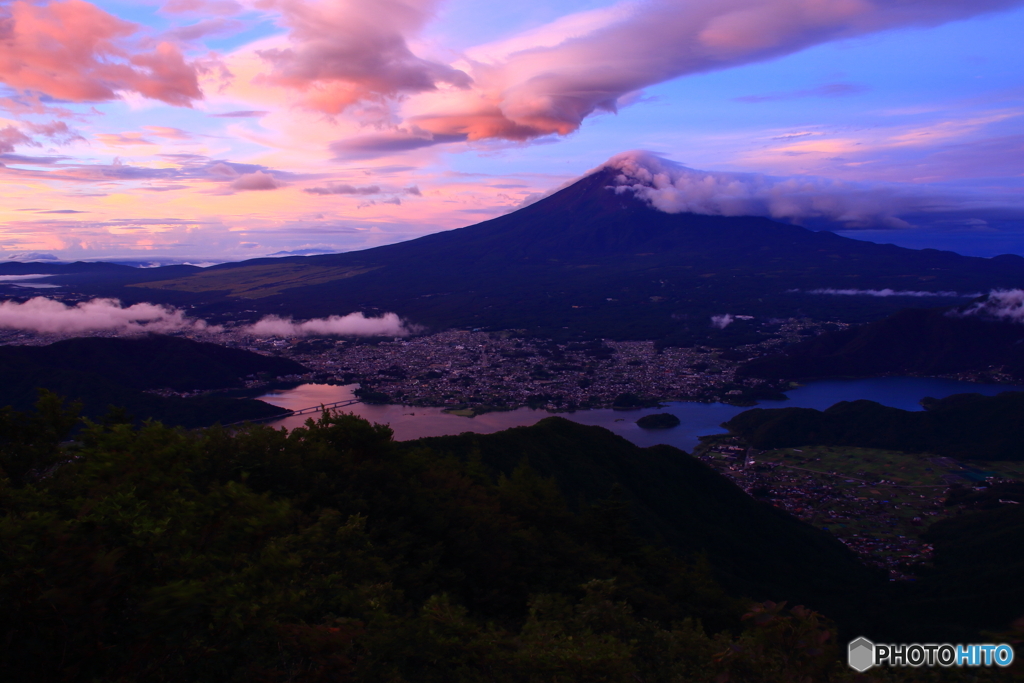 御坂黒岳から（紅色の空）1/2