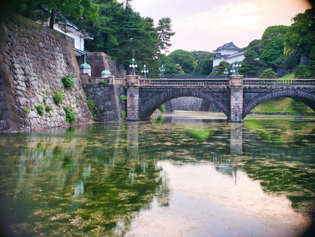 皇居二重橋を撮ったら皇居一重橋になった件