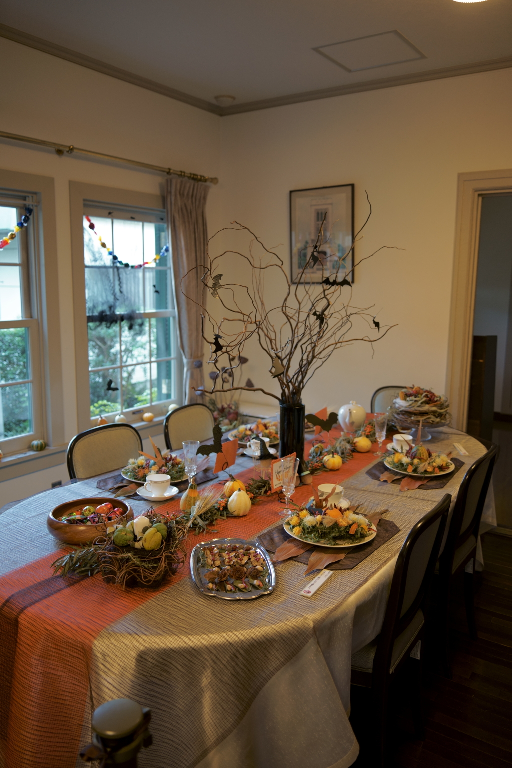 ハロウィンの明るい食卓～山手234番館