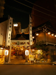 夜の神社散策　小網神社